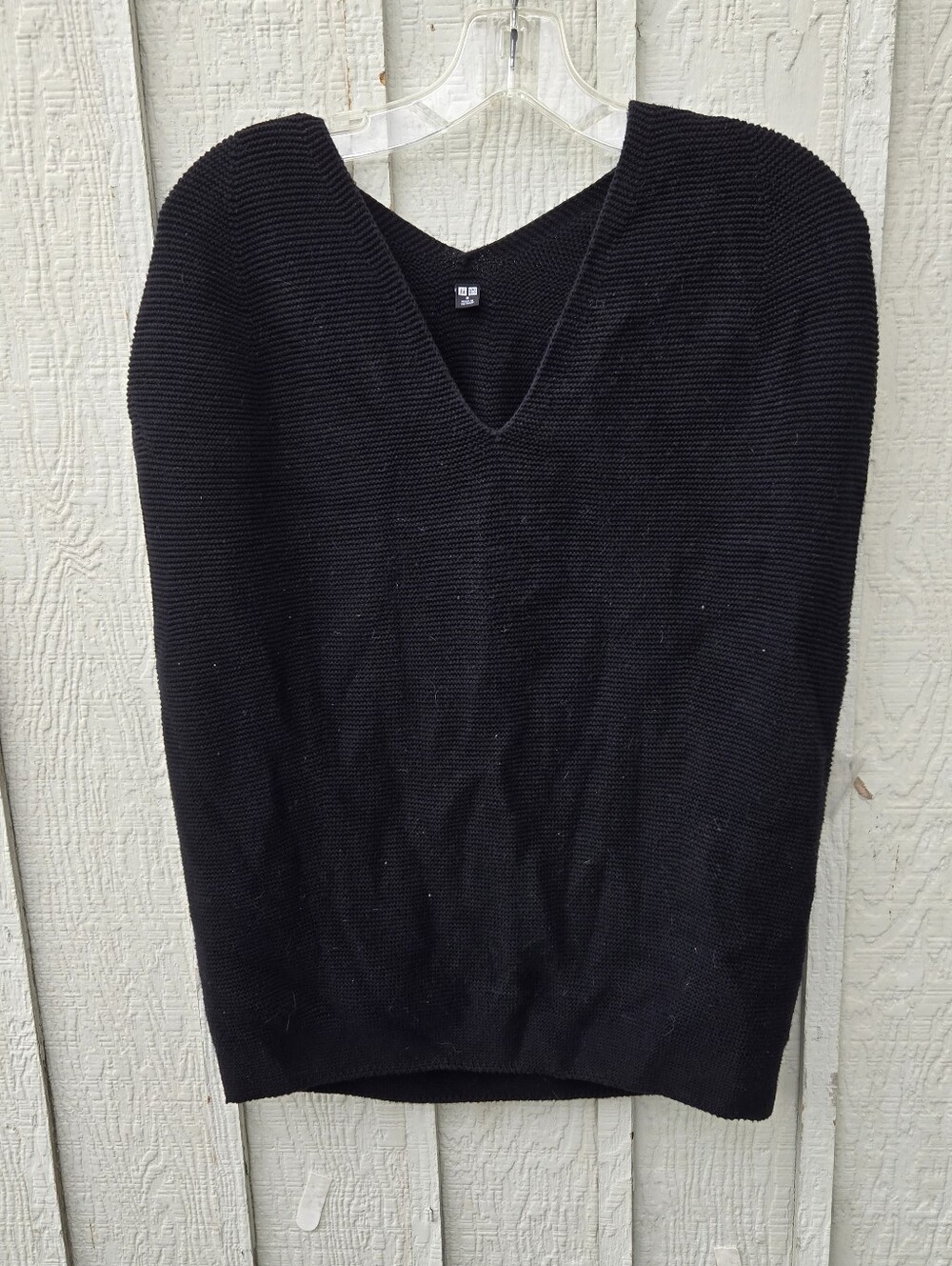 Uniqlo Black 100% Cotton V-Neck Sleeveless Sweater Vest Top Size M
